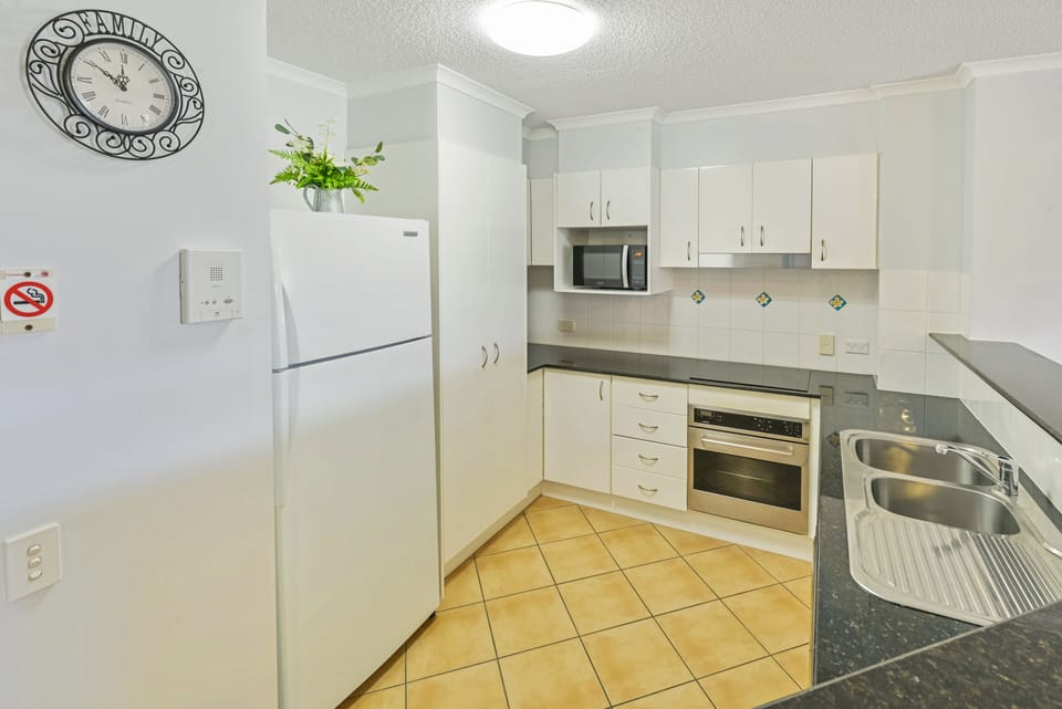 Kitchen- has dishwasher- large Fridge/Freezer- microwave- pantry- oven 
