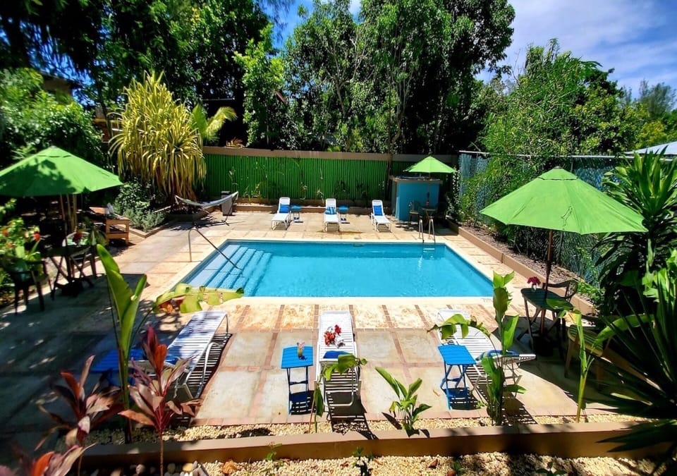Enjoy relaxing in our swimming pool located in the common area.