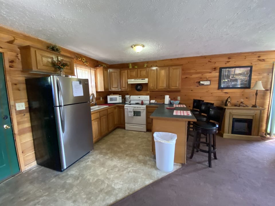 Fully equipped kitchen