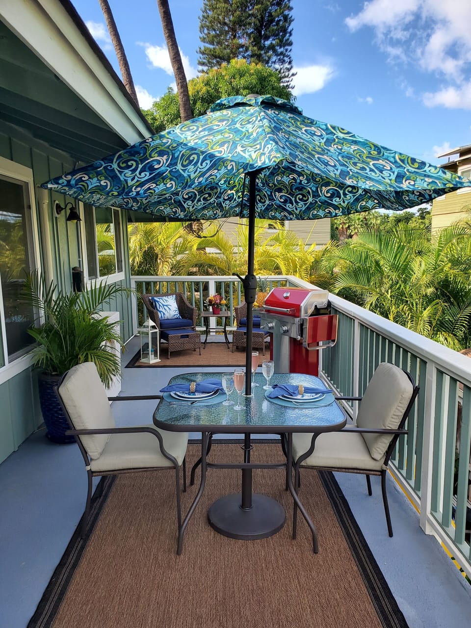Deck for outdoor dining.