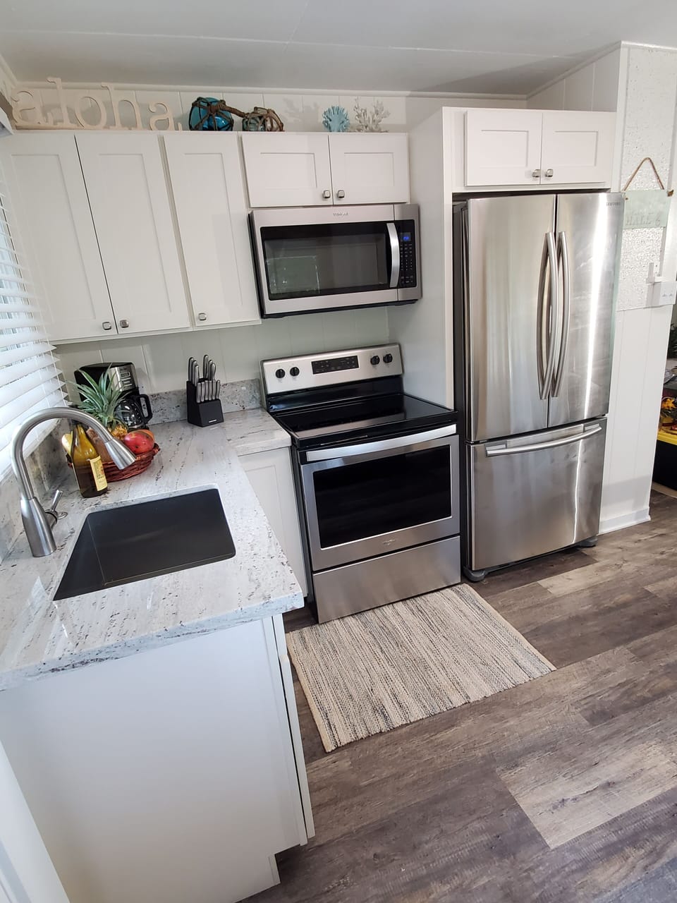 Cottage - Kitchen