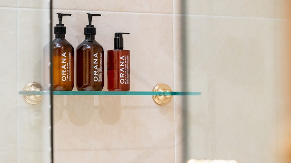 Bathroom amenities