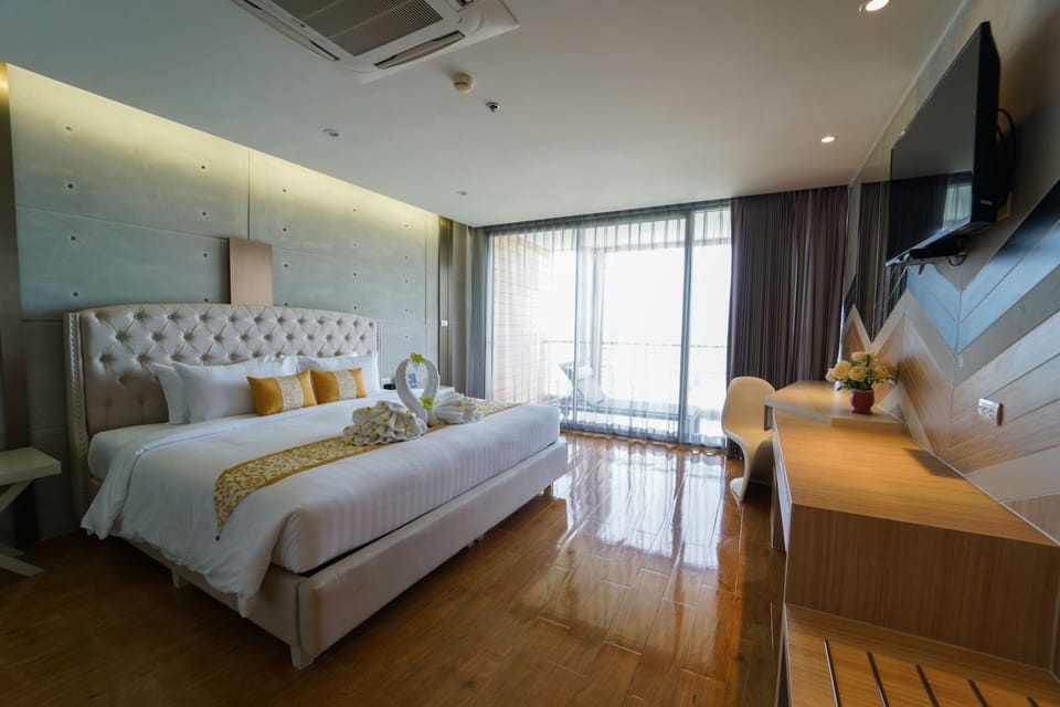 Room | Minibar, free WiFi