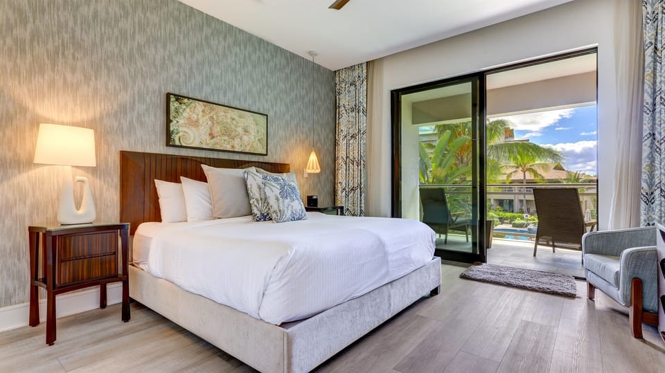 Primary Bedroom with Private Lanai