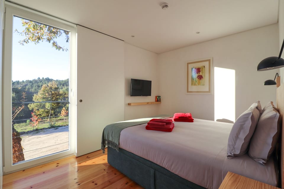 Villa, 2 Bedrooms, Private Pool, Mountain View | Premium bedding, down comforters, pillowtop beds, desk