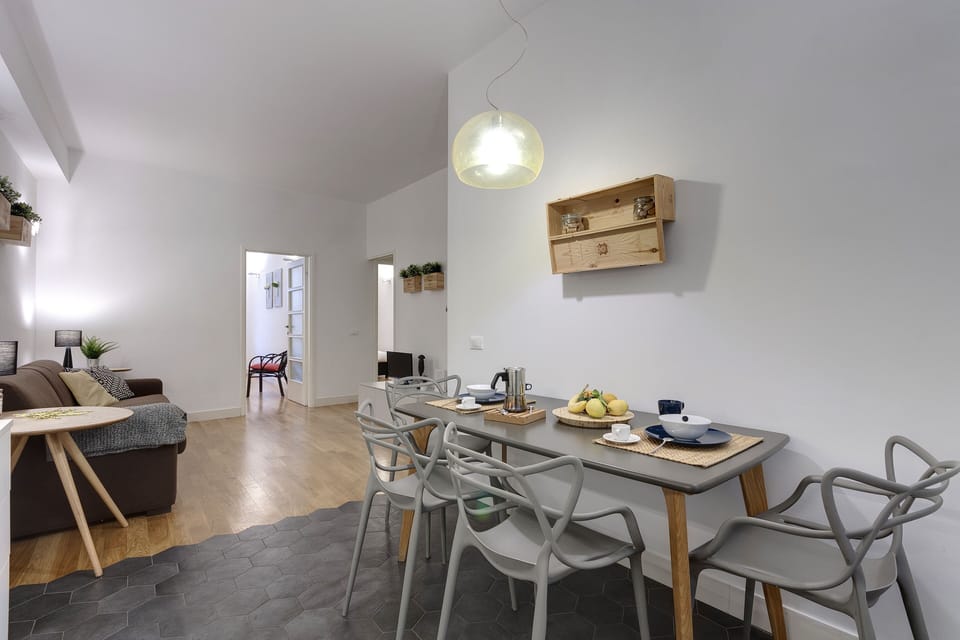Apartment, 2 Bedrooms | In-room dining
