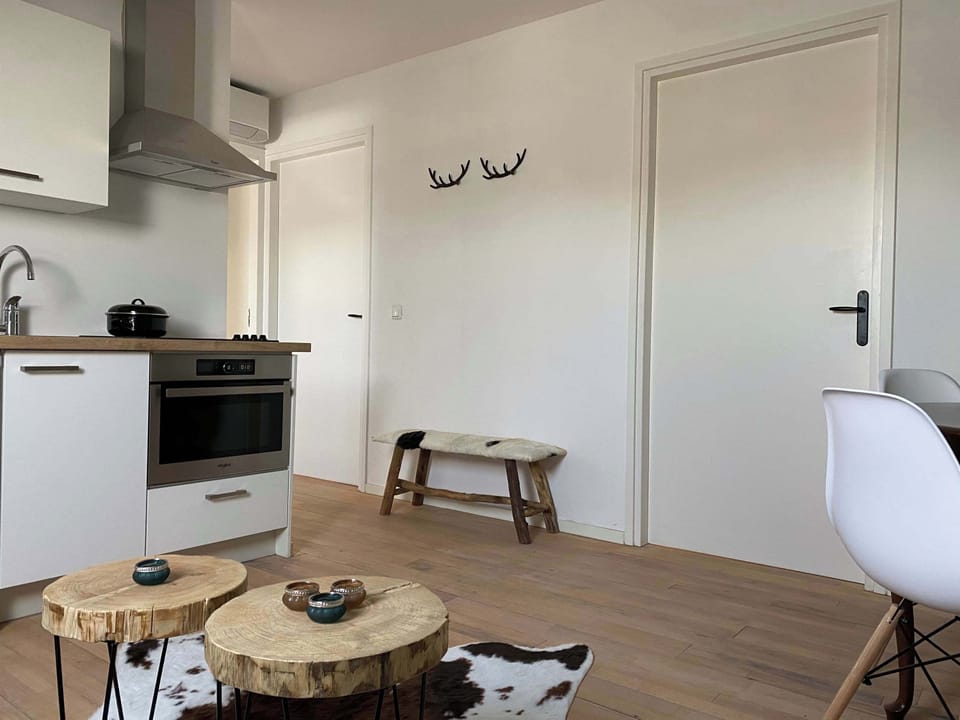 Living room 2