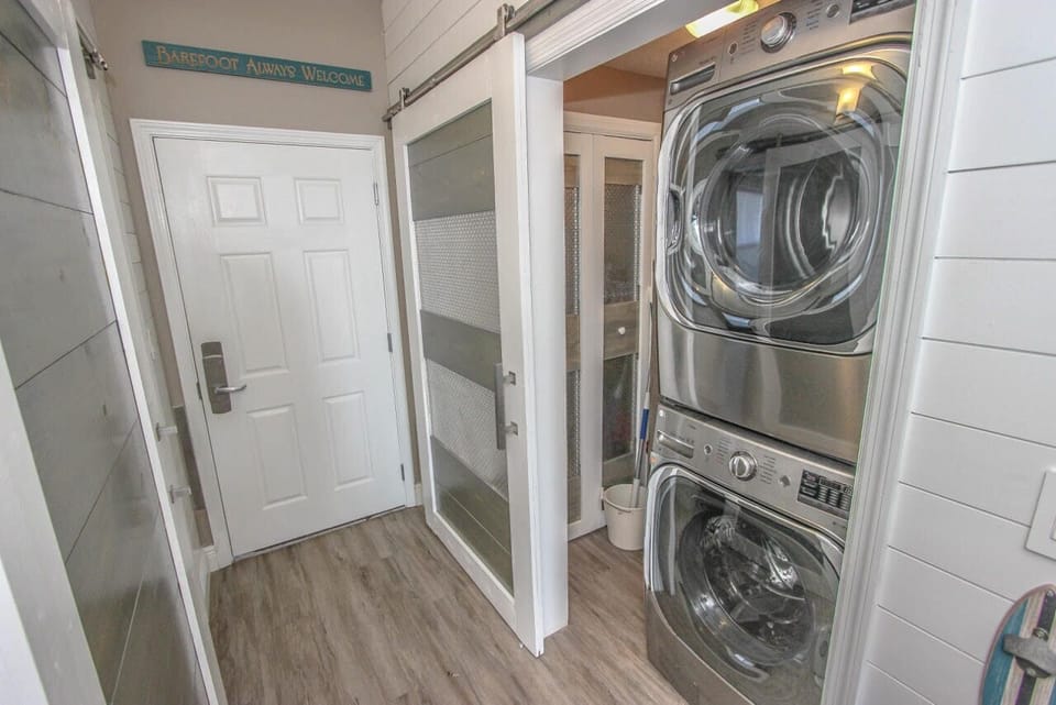 Laundry Area - Enjoy the convenience of being able to wash laundry in the property.