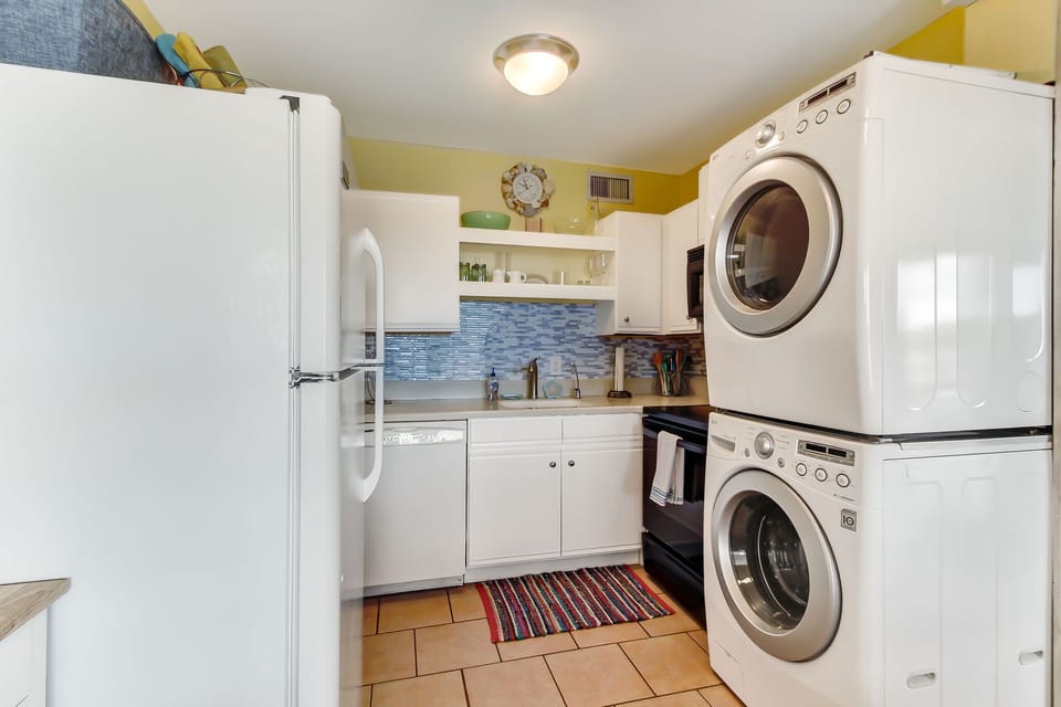 Fully Equipped Kitchen/ Laundry Area