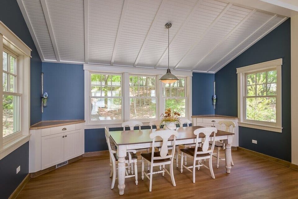 Dining Table, seating for 6