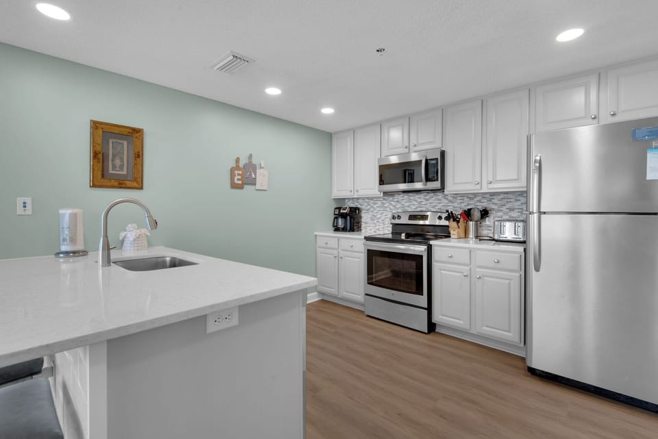 Studio (3 Bedrooms) | Interior