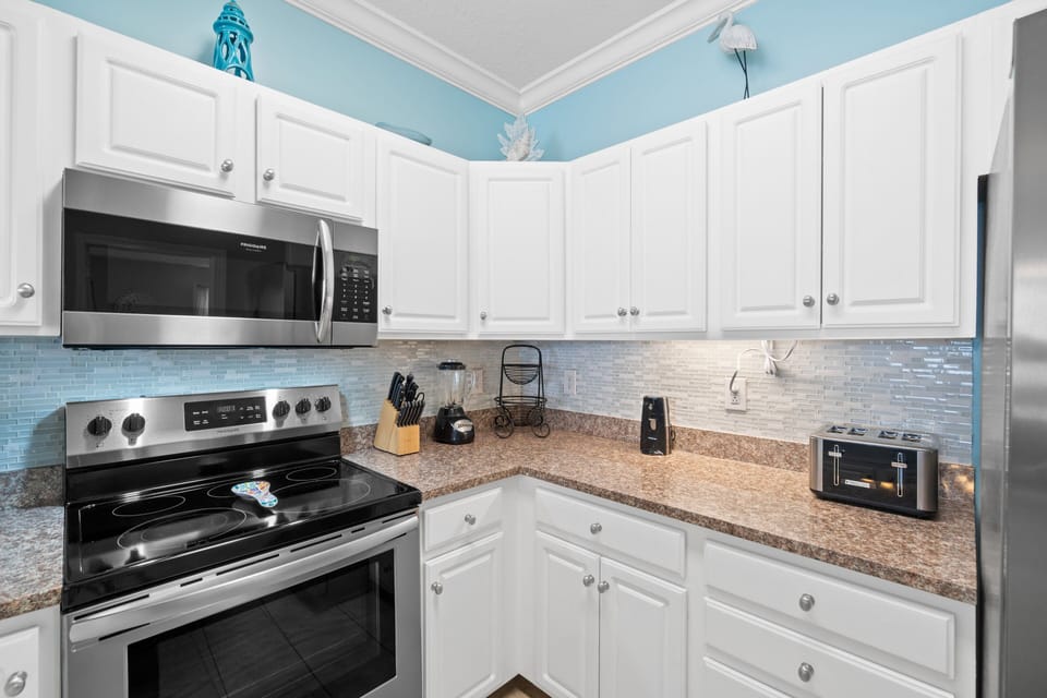 Full Size Kitchen with Bar Seating