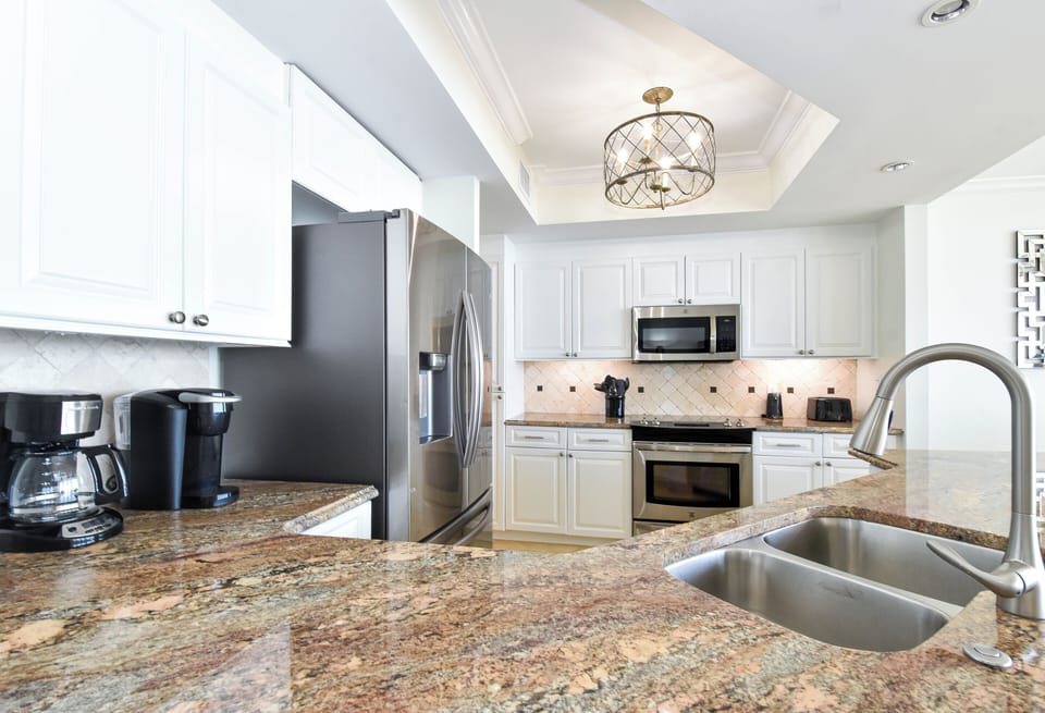 Silver Shells St. Maarten 605- Fully Equipped Kitchen