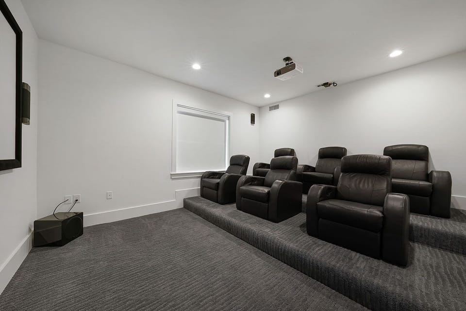 Crystal Clear - Henderson Beach - Theater