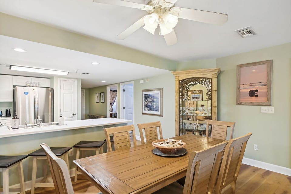 Enjoy a meal together at the dining table