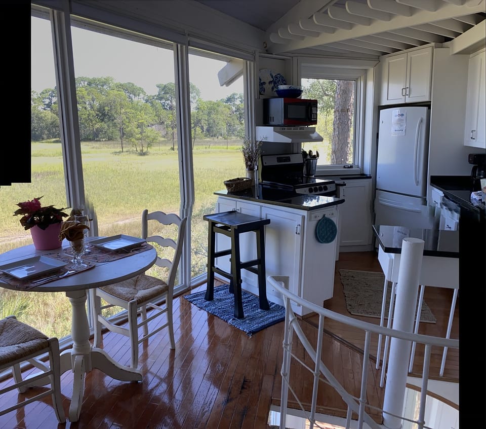 Dining area and bar.