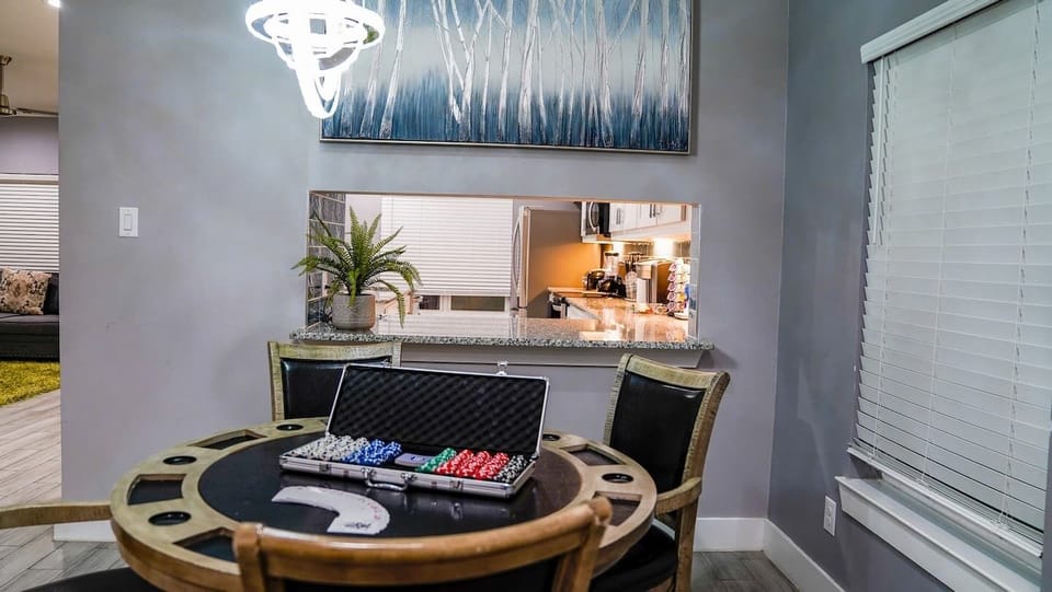 Enjoy a game of poker in this poker table! 
