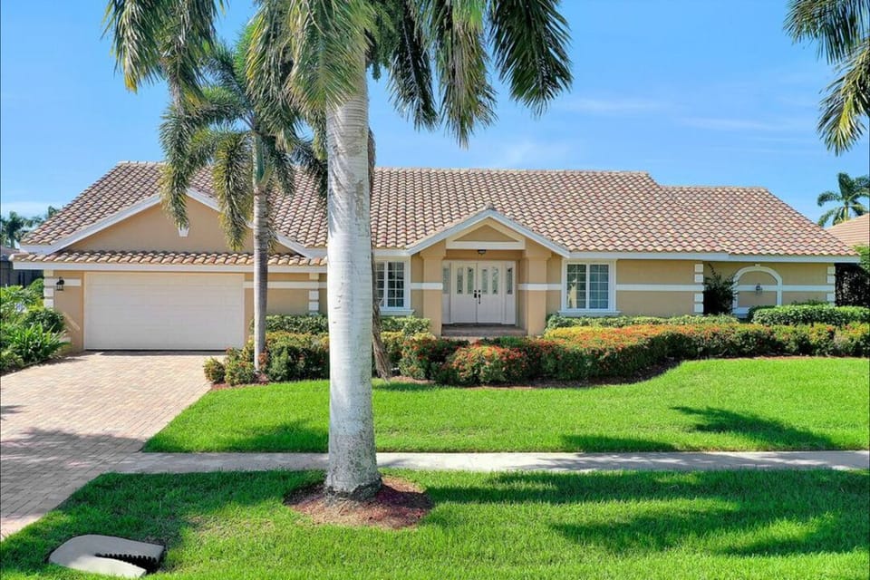 Very quite and friendly neighborhood