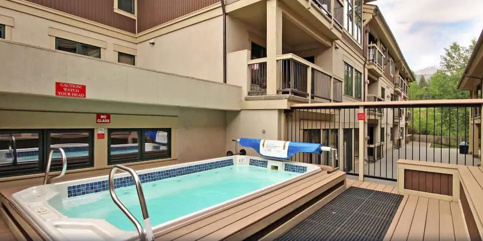 Hot Tub, Tyra Riverbend 111, Breckenridge Vacation Rental