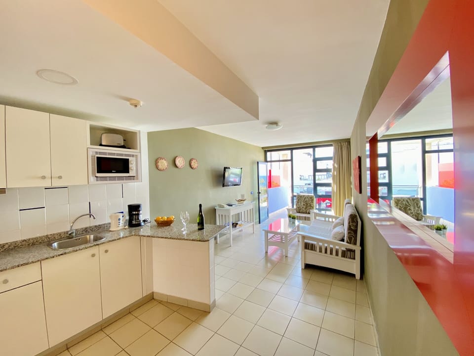 Apartment, Balcony | Living area