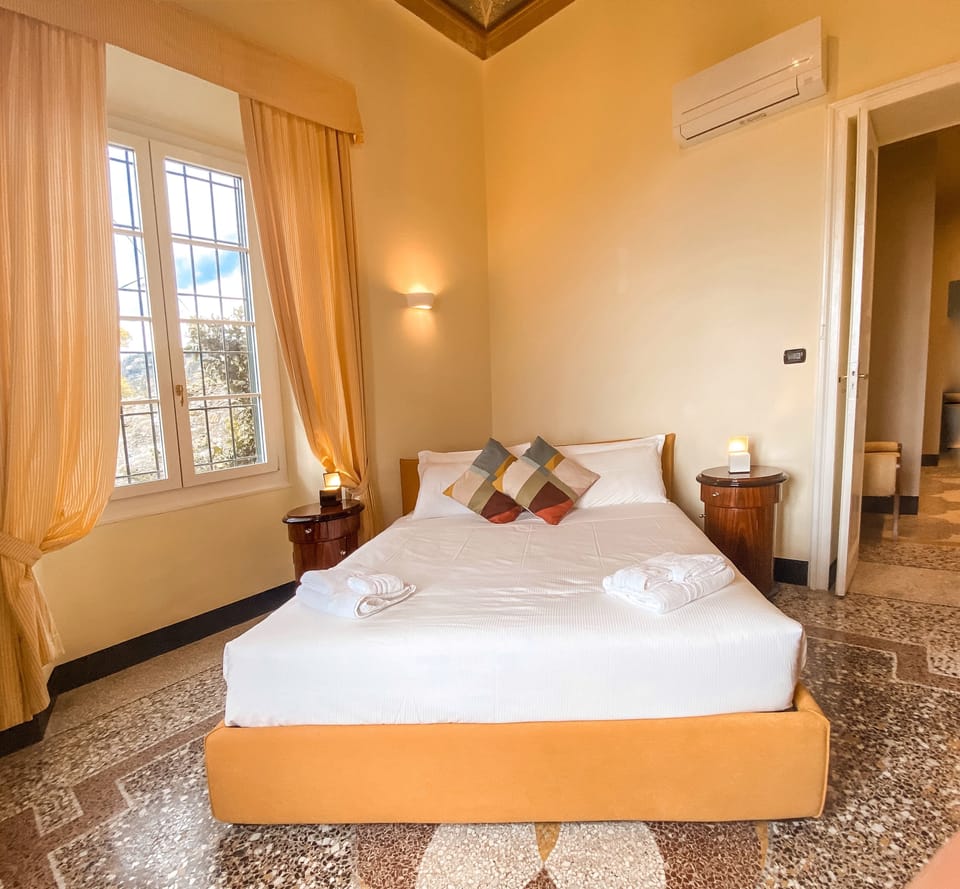 Junior Suite, 1 King Bed, Non Smoking, Sea View | Premium bedding, memory foam beds, minibar, in-room safe
