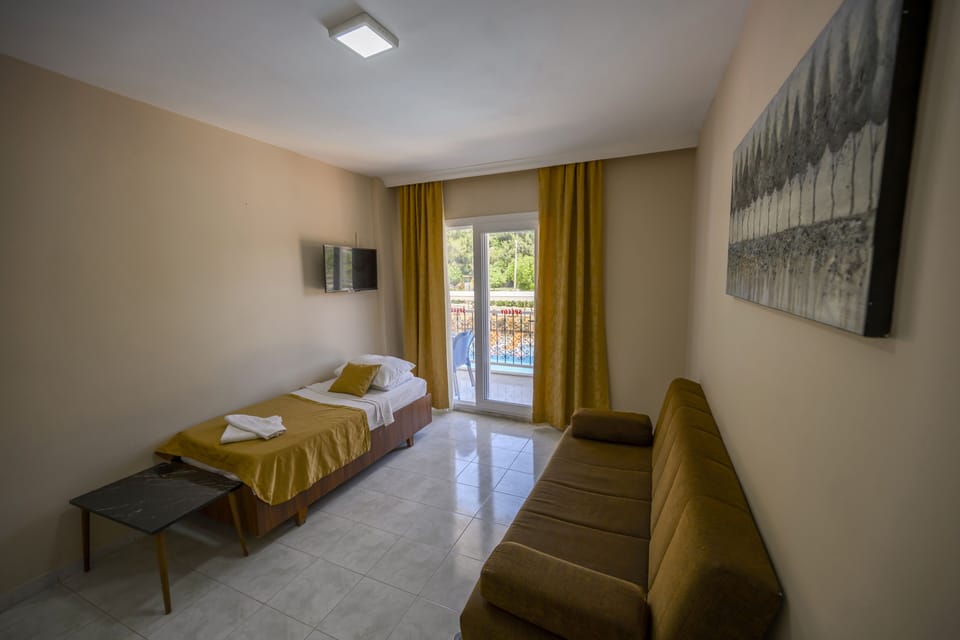Standard Apartment | Individually decorated, blackout drapes, free WiFi, bed sheets