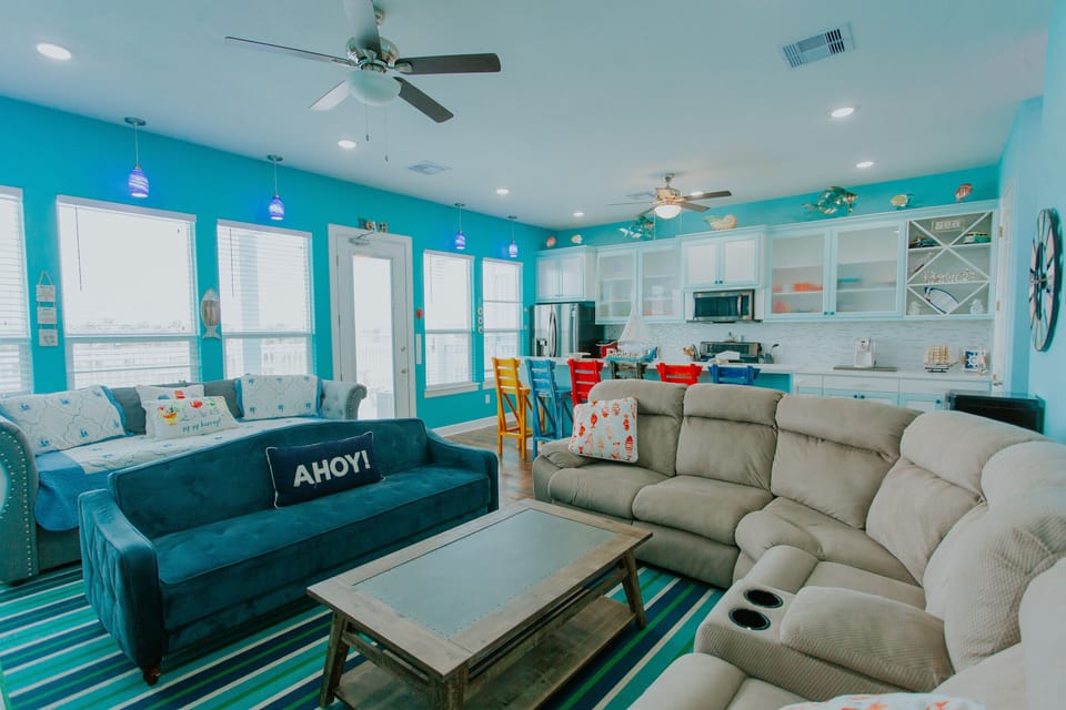 Tons of natural light! A great way to let in the sun on those crisp summer days