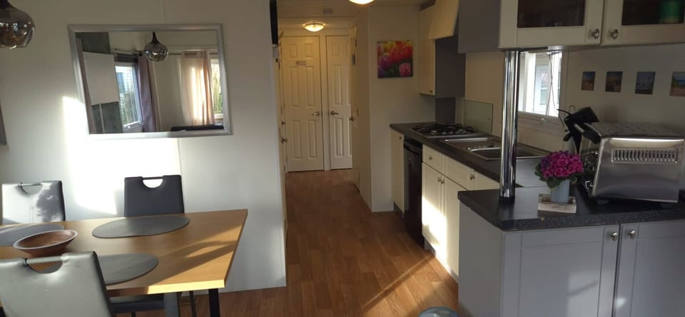 kitchen of RBR 662 - Beach Resort Kamperland