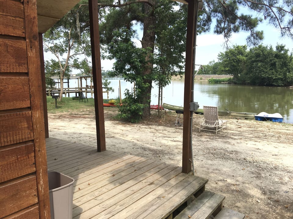 Beautiful views, lake activity, bird watching, etc from large porch