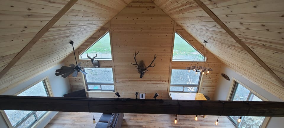 New Paradise valley cabin near Yellowstone National Park! House in Pray