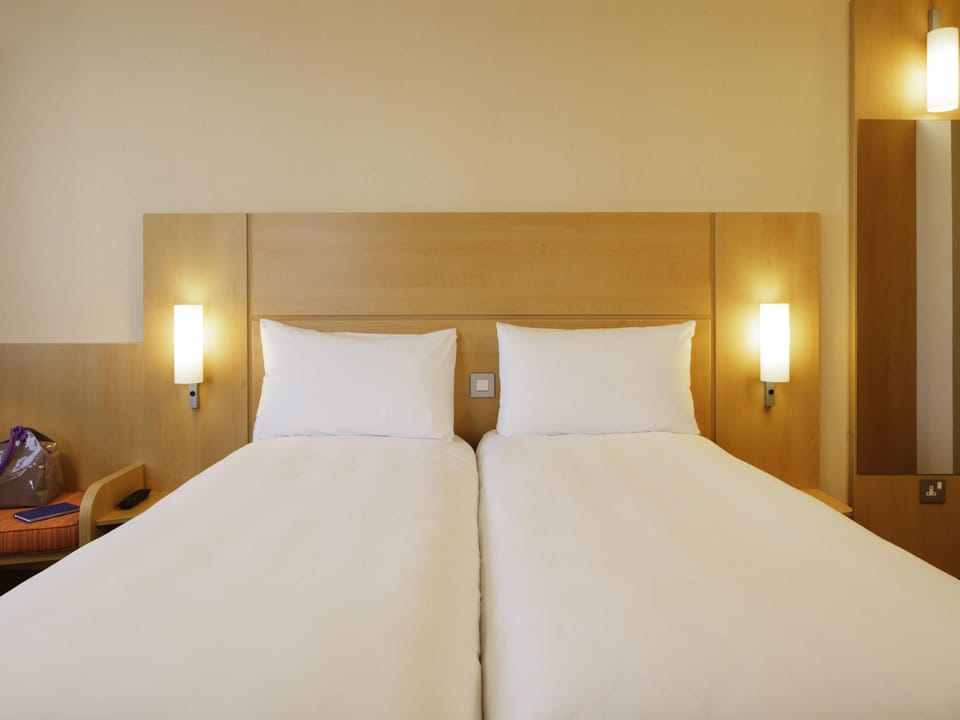 Twin Room, 2 Twin Beds | Desk, blackout drapes, iron/ironing board, free cribs/infant beds