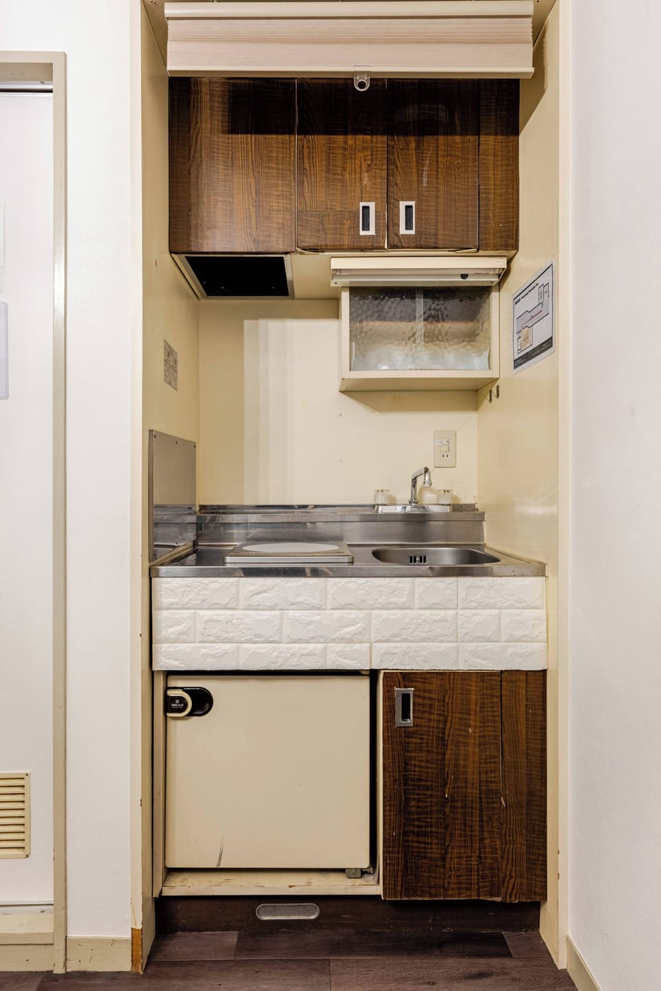 DAINES-I SHIBUYA 405 | Blackout drapes, iron/ironing board, free WiFi, bed sheets