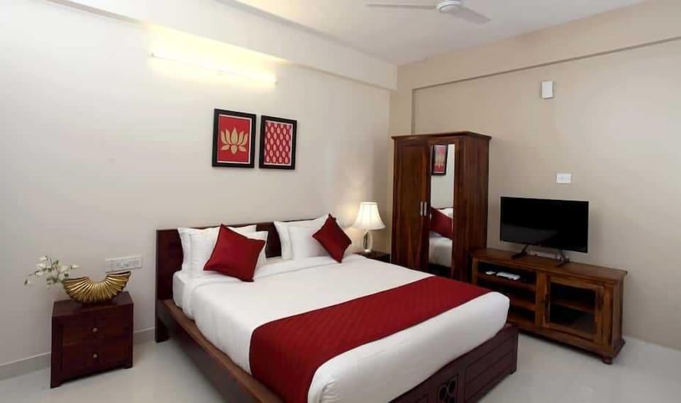In-room safe, desk, laptop workspace, iron/ironing board