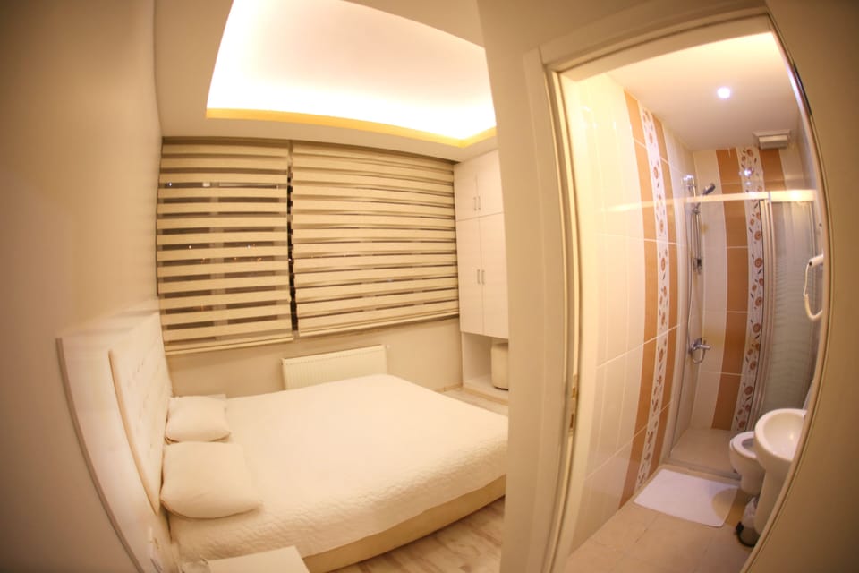 Egyptian cotton sheets, premium bedding, desk, laptop workspace