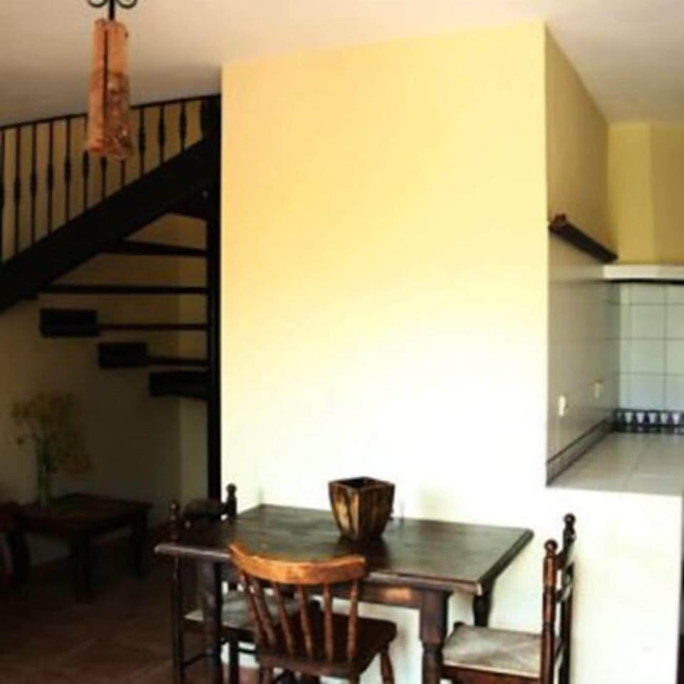 Duplex, 2 Bedrooms | WiFi (free), bed sheets