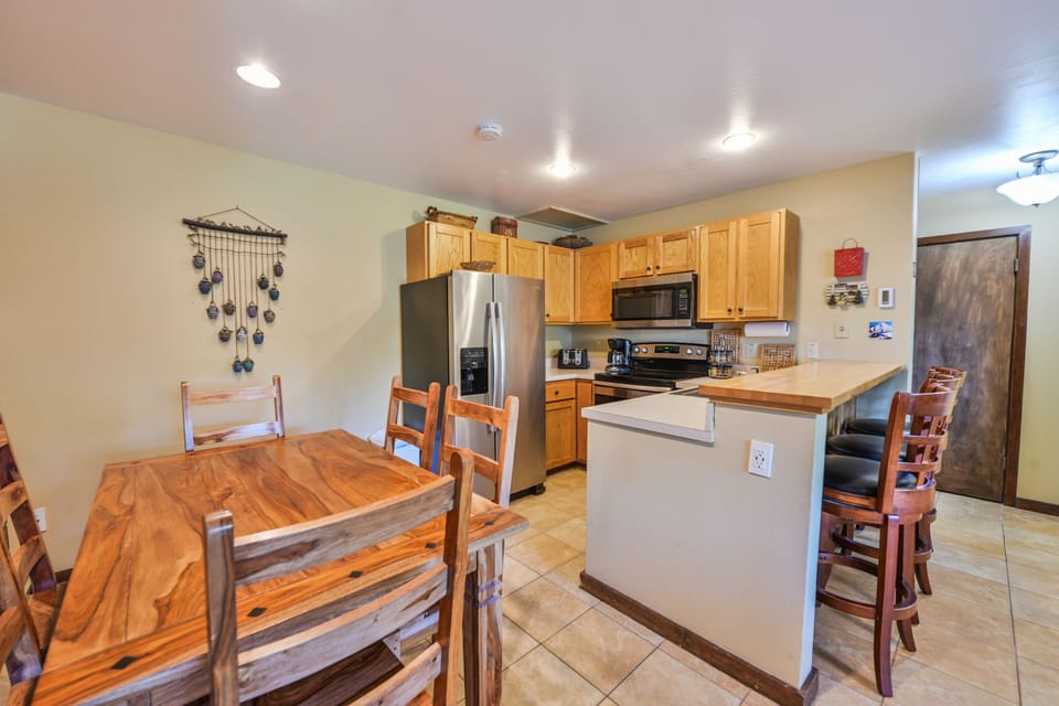 Fully stocked kitchen