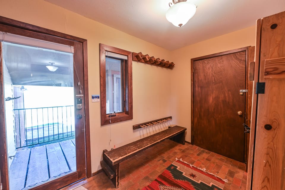Entry with ski storage
