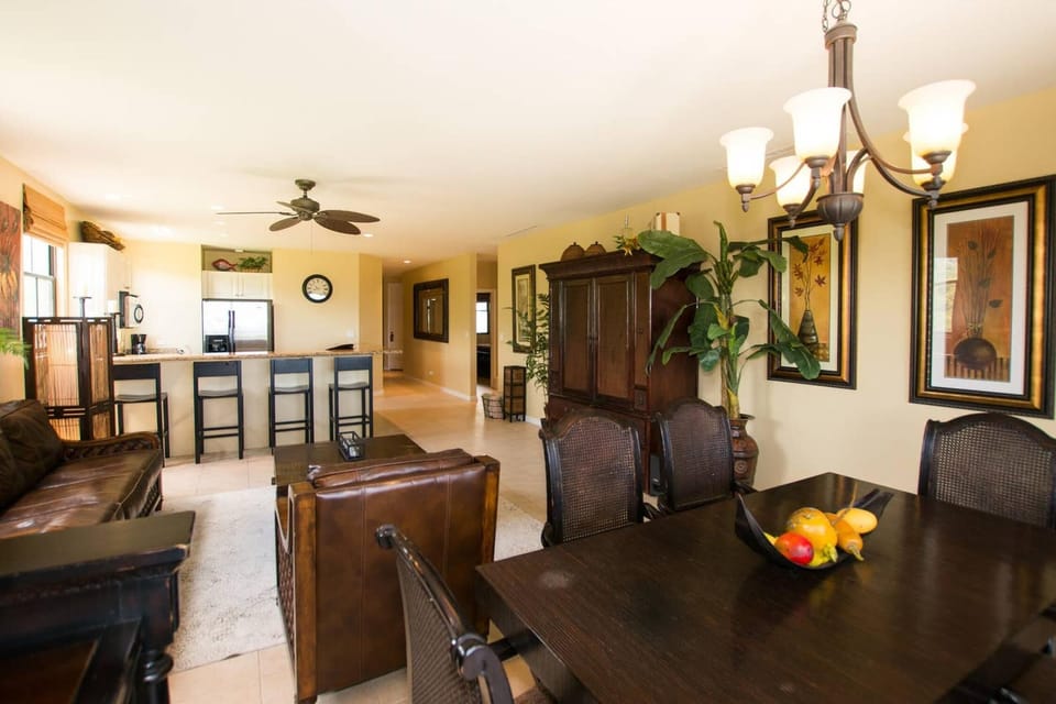 Condo, 3 Bedrooms, Mountain View | Living room | TV