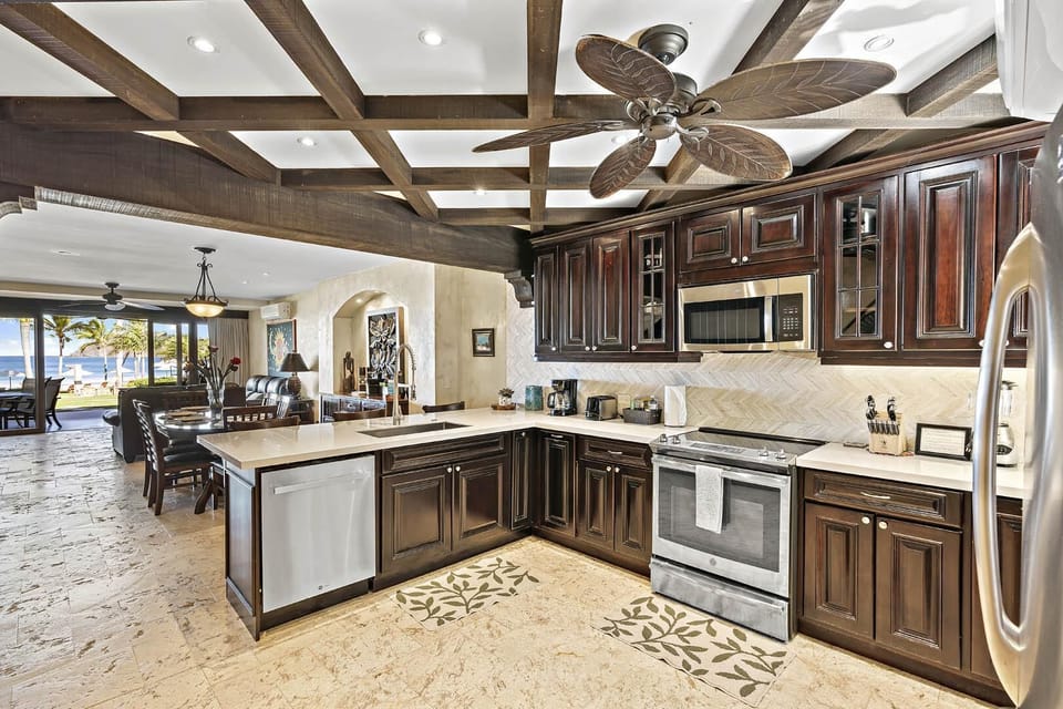 Condo, 2 Bedrooms | Private kitchen | Full-size fridge, microwave, stovetop, dishwasher