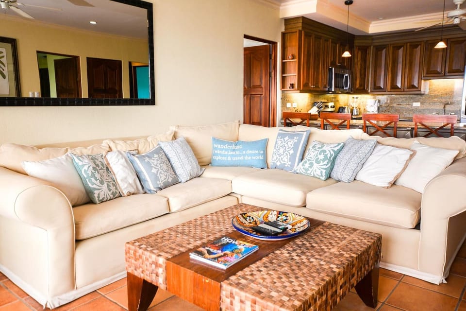 Condo, 3 Bedrooms | Living room | TV