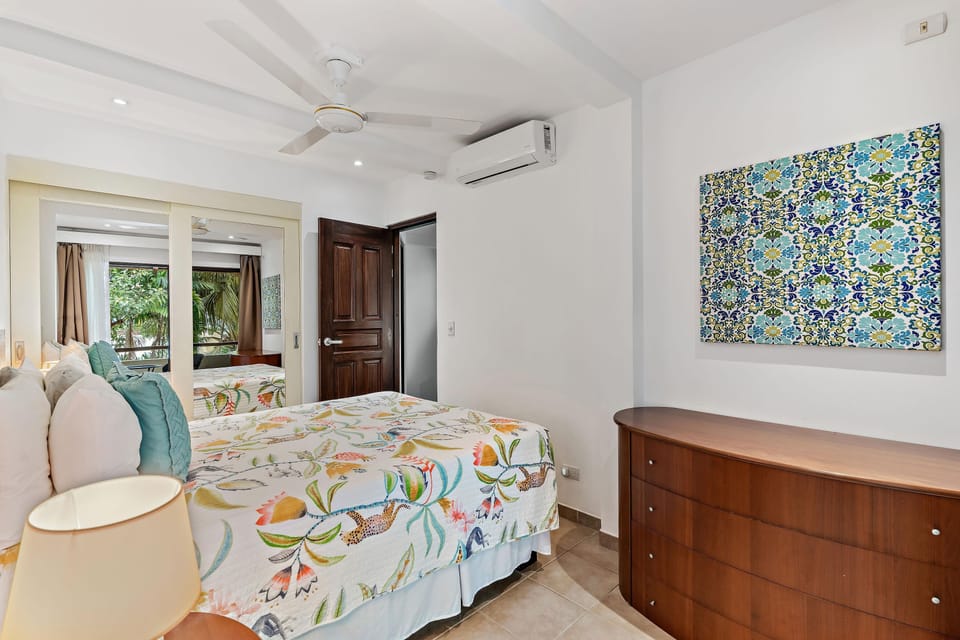 Apartment, 2 Bedrooms | 2 bedrooms, laptop workspace, iron/ironing board, bed sheets