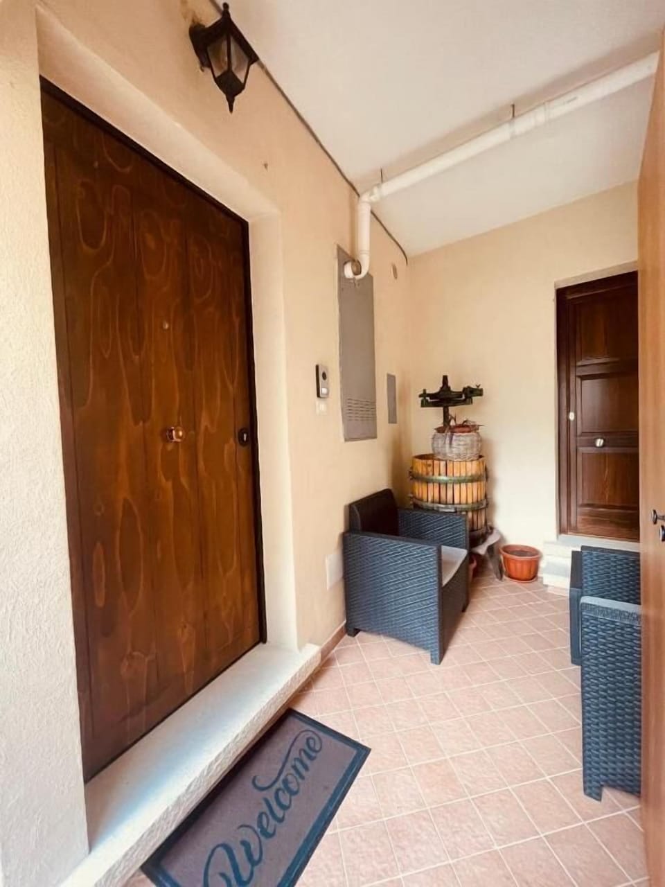 Apartment, Multiple Beds, Private Bathroom, Mountain View | Frette Italian sheets, premium bedding, down comforters