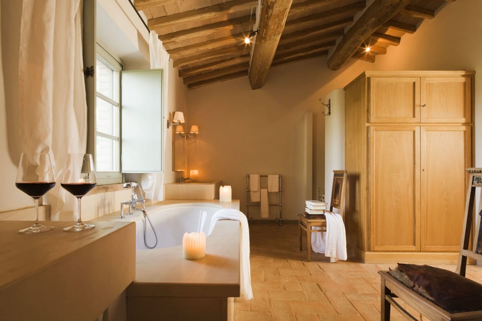 Master Suite with private terrace | Bathroom | Free toiletries, hair dryer, bathrobes, towels