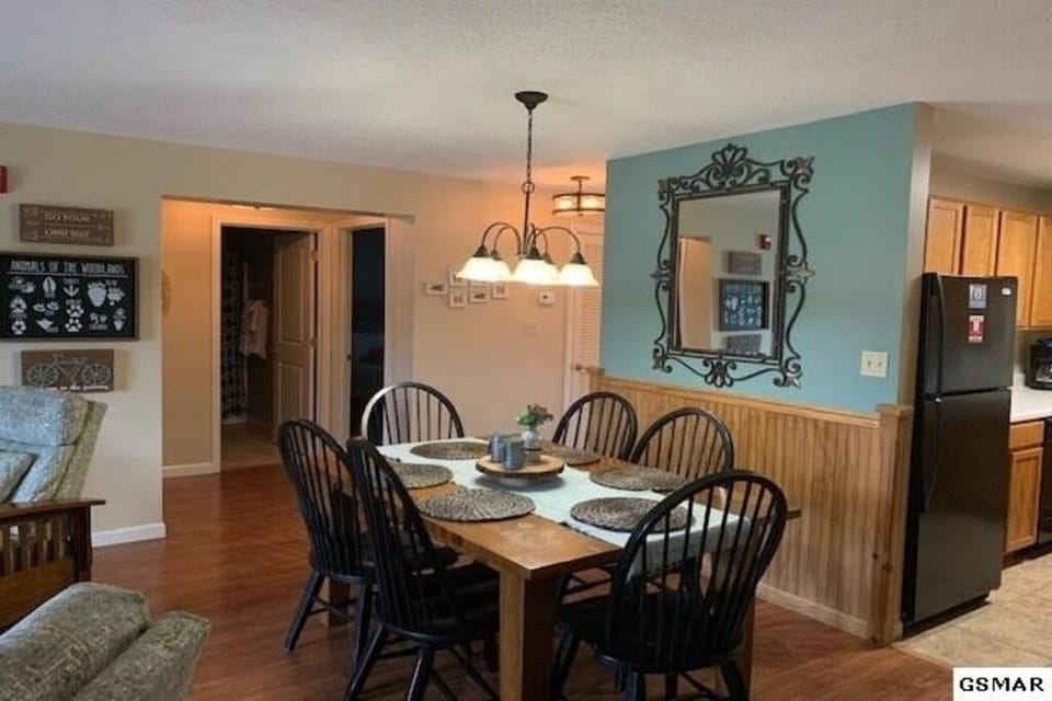 dining area  with 7 chairs