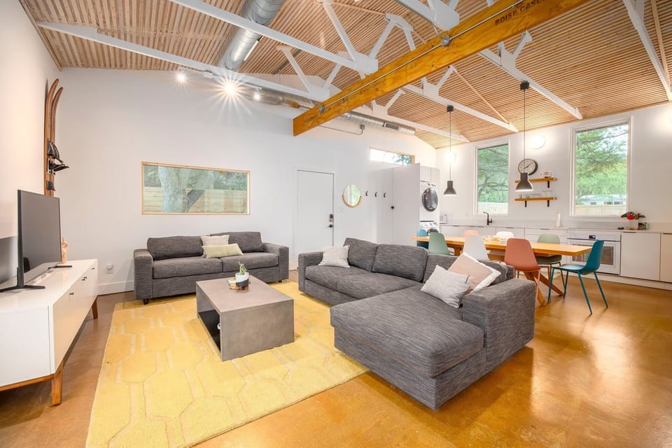 Breezy & modern common areas