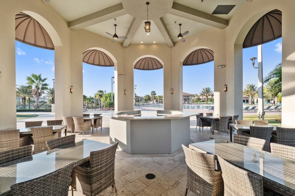 House, Multiple Beds (1620MC-The Retreat at ChampionsGate) | Outdoor dining