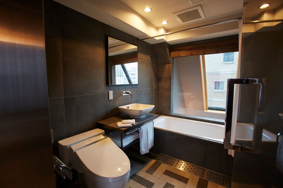 Bathroom shower