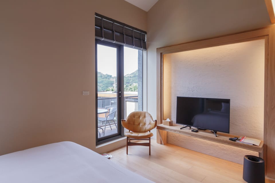 Family Triple Room, Non Smoking, Mountain View | Premium bedding, minibar, blackout drapes, free WiFi