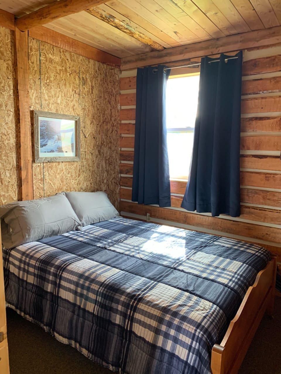 Bedroom with full size bed