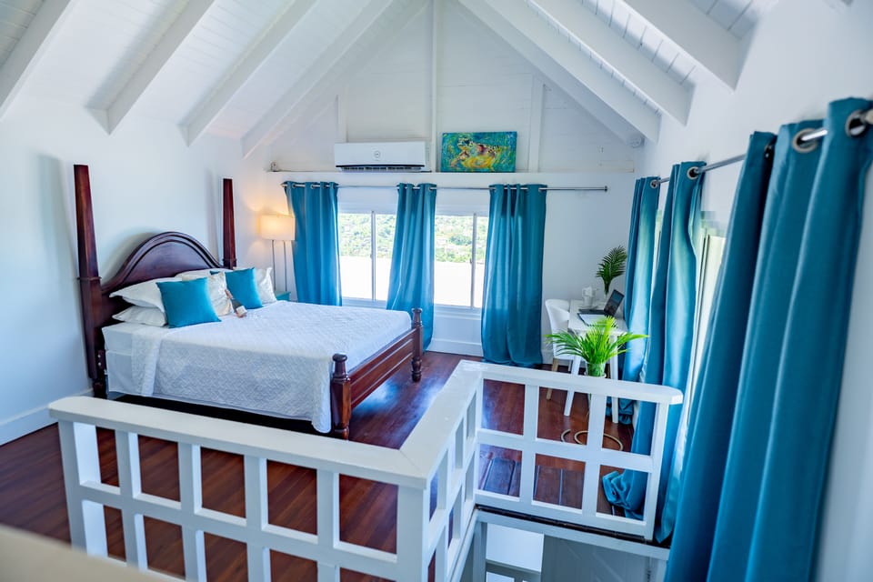 Design Studio Suite | Individually decorated, individually furnished, desk, laptop workspace